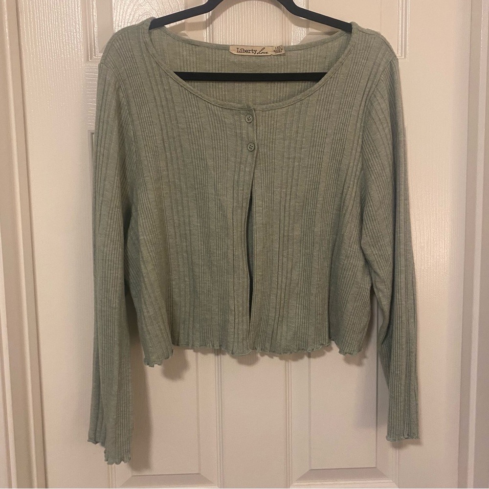 Button-Up Ribbed Cardigan - Picture 2 of 6